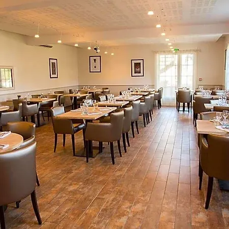 Restaurant Le Bourgneuf 2* Morlaas