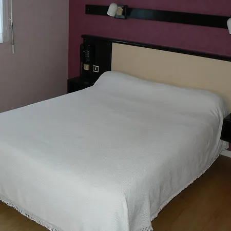 Otel Restaurant Le Bourgneuf Morlaas
